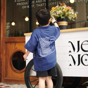 [🤝Bán Sỉ Vkids-Top1Order🌹] –  Áo sơ mi cổ tàu bé trai hè 2023
Mã : LAH010223 
Size: 2-7Y( 13 – 28kg) và 8-12Y( 28-48Kg) 
 Chất liệu đũi thô cực mềm, cực mất…. – 2023-05-04 02:39:06